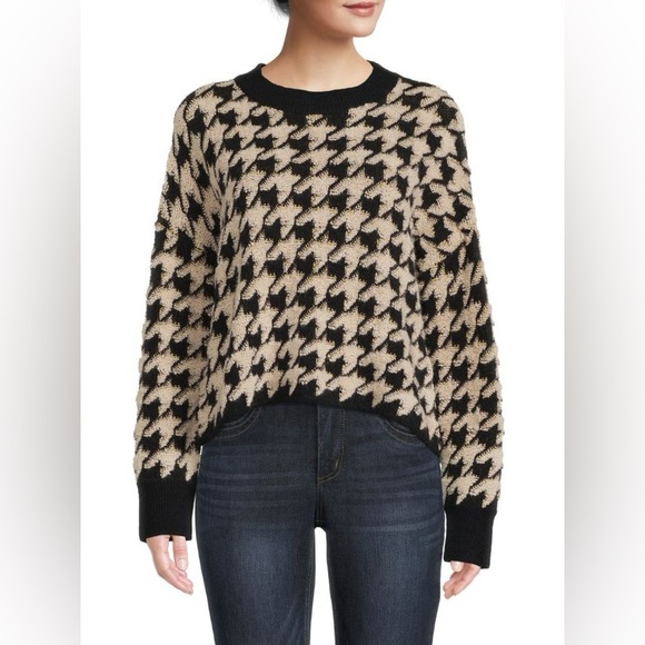 Max Studio Sweaters - Max studio Houndstooth Pattern Sweater